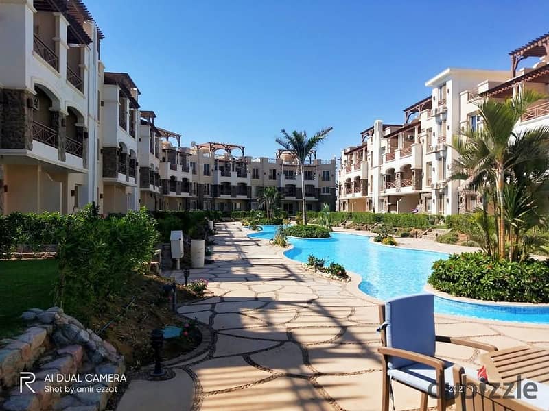 للبيع شاليه 3غرف ب مقدم 10% في قرية بلو بلو علي طريق الزعفرانة بالعين السخنه بفيو علي البحر مباشرةً باطلاله علي البحر 0