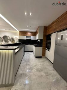 10,930,000 ج.م للبيع شقة 4غرف استلام فوري متشطبه بالكامل في كمبوند جايد امام الرحاب والسوق الشرقي بمقدم 10%