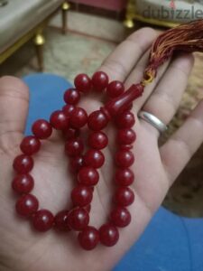 200,000 ج.م عندك سبح كهرمان اصليه نشتريها باعلى سعر