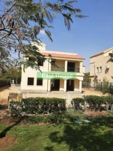 فيلا للبيع في مدينتي نموذج X علي فيو وايد جاردن مفتوح غير مجروحه الفيلا بحري ولوكيشين مميز وبسعر لقطه لسرعه البيع 30,000,000 ج.م