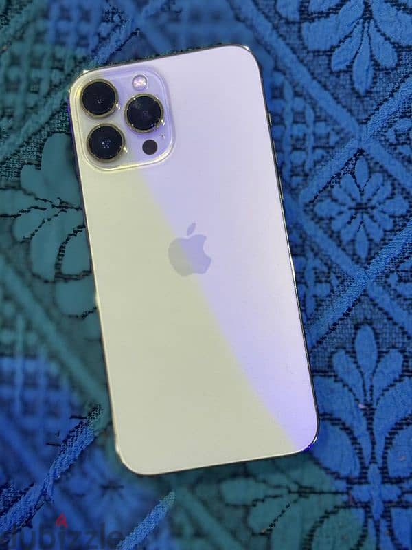 ايفون 13 بروماكس بحالة الزيرو بالكرتونه مغير ضهر اوريجنال ليزر 0