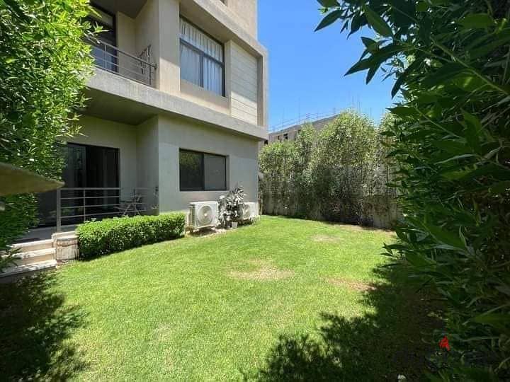 شقة 220م + 107م للبيع متشطبة فى التجمع الخامس فى كمبوند المراسم Al-Marasem 0