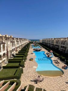 6,500,000 ج.م شاليه مميز للبيع بقرية بلو بلو العين السخنة