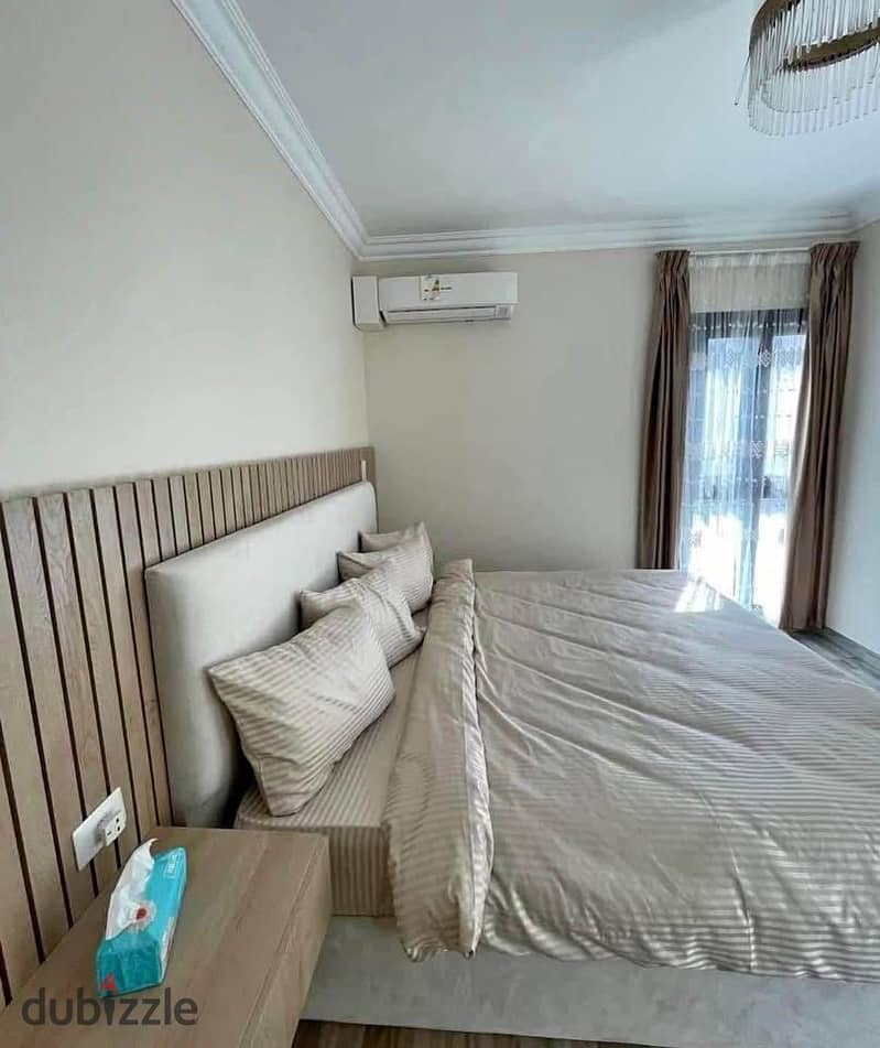 في العاصمة الادارية للاستلام فوري شقة متشطبة للبيع بسعر مميز بالتقسيط علي عدد سنوات بجوار الجامعة الالمانية 0