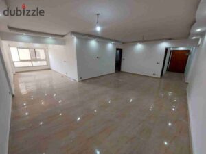 مقر إداري للإيجار 180م في سموحة عالمحمودية 22,000 ج.م