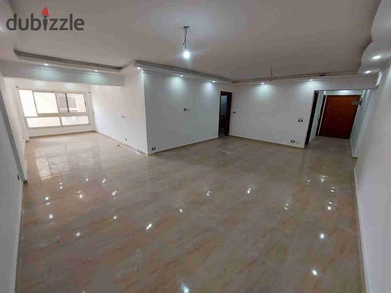 مقر إداري للإيجار 180م في سموحة   عالمحمودية 0