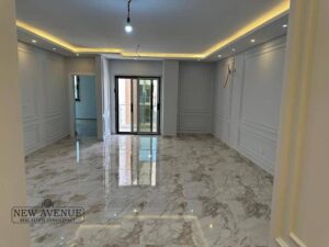 10,000,000 ج.م شقة – 3 غرف نوم – تشطيب كامل – موقع متميز جداً – في كمبوند La mirada – القاهرة الجديدة