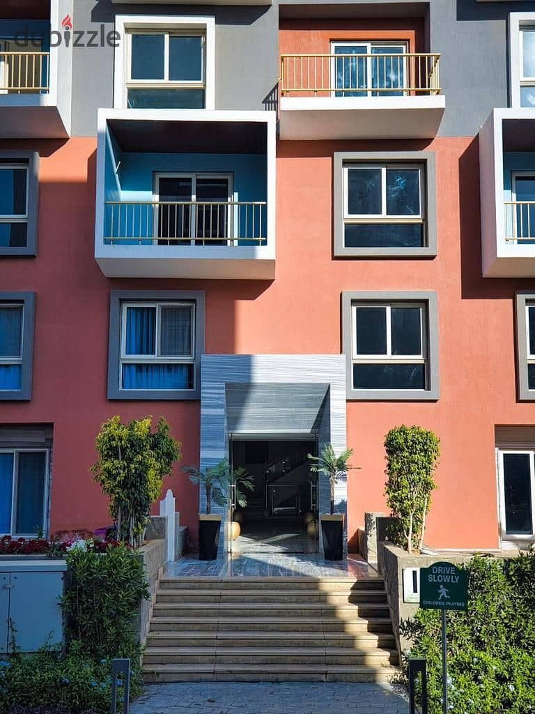 شقة للبيع أستلام فوري ألترا سوبر لوكس بالتجمع الخامس الجامعه الامريكيه 0