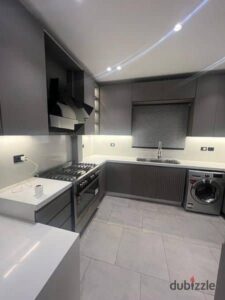 5,100,000 ج.م أخرشقه للبيع أستلام فوري جاهزه للسكن في كمبوند 6 ويست داخل بيفرلي هيلز