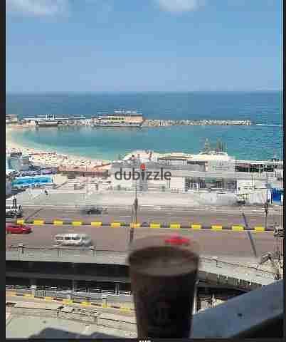 شقه للايجار بـ سيدي جابر على البحر مباشرة  150م 0