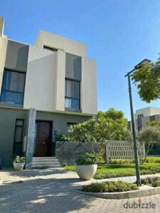 دوبلكس للبيع بروف 275م ببرايم لوكيشن متشطب و استلام فوري في كمبوند البروج في مدينة الشروق بالتقسيط على 6 سنين 15,000,000 ج.م