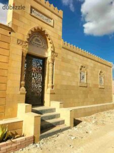 مدفن للبيع مساحه 80 متر مدافن القاهره الجديده أول طريق القطاميه العين السخنه أمام العاصمة الاداريه بعد بوابه رسوم القطاميه ب 8 كيلو مرخص كامل البناء والتشطيب 1,850,000 ج.م