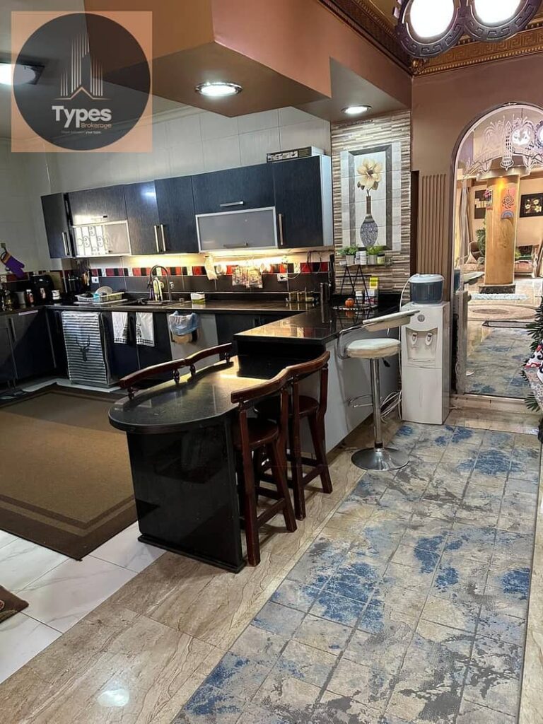 فيلا تريبلكس هاوس للبيع بافضل سعر الترا سوبر لوكس استلام فوري بموقع مميز جدا بمنطقة فيلات غرب سوميد مع جاردن كبير ومدخل خاص 0