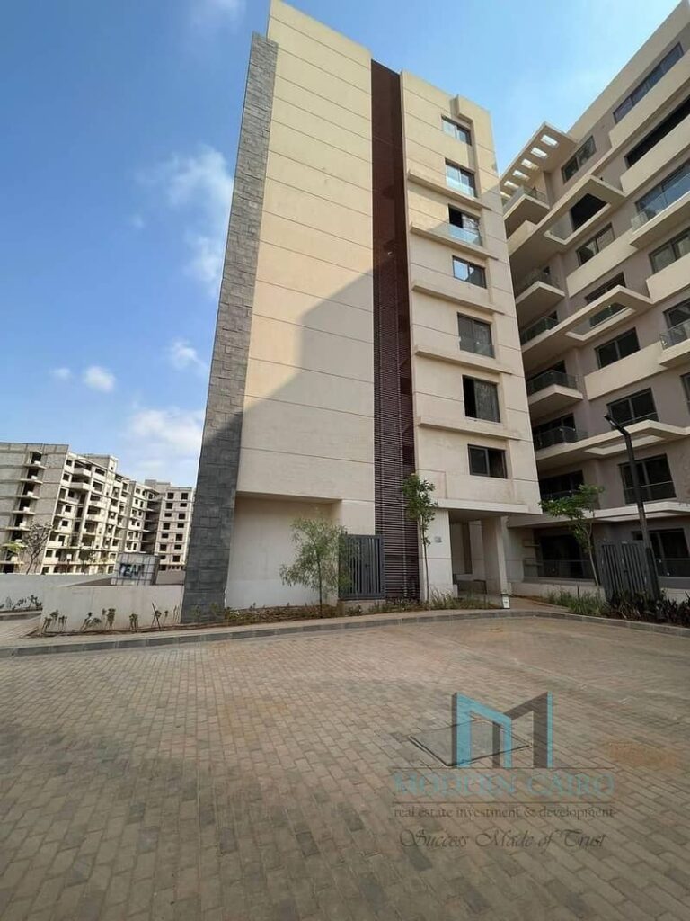 شقة متشطبة  لقطة ريسيل بأقل من سعر السوق جاهزة للسكن  في أميز موقع فى العاصمة الادارية  فيو بانوراما غير مجروح – استلام فوري 0