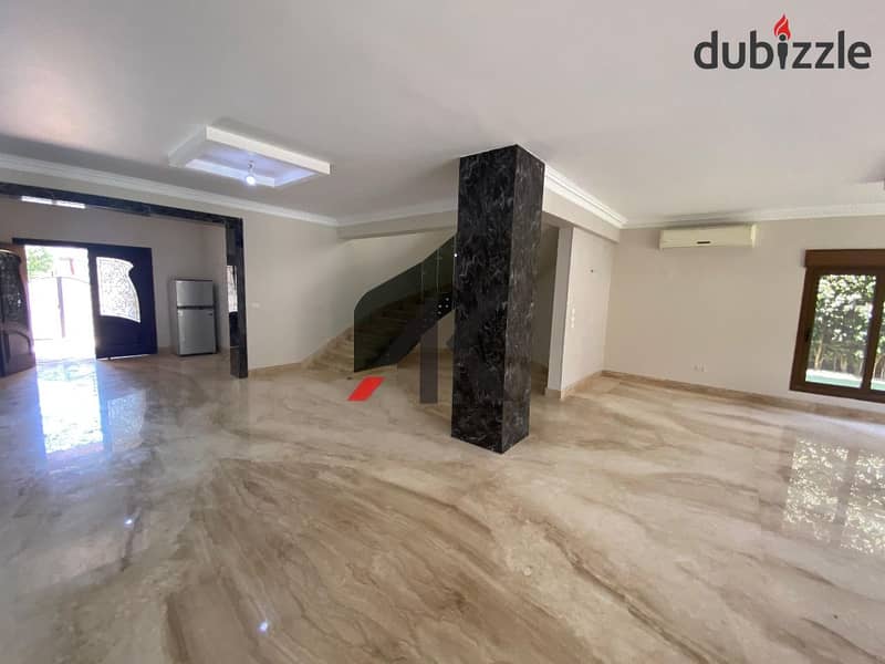 فيلا مستقلة كاملة التشطيب بحمام سباحة للبيع في قطامية هيلز - القاهرة الجديدة 0