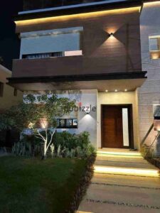 دوبلكس للبيع بجوار هايد بارك في Azzarالتجمع الخامس 13,200,000 ج.م