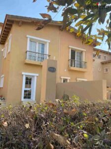 فيلا من هايد بارك للبيع في التجمع الخامس بجوار Auc 23,000,000 ج.م