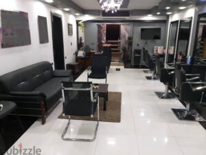 محل تجاري حاليا بيوتي سنتر متاح تحويله لاي نشاط تجاري او اداري تاني 4,950,000 ج.م