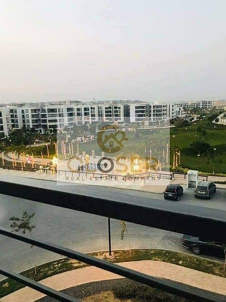 شقه  167م في تاج سيتي قدام بوابه 3 مطار القاهره باكتر من نظام سداد 0