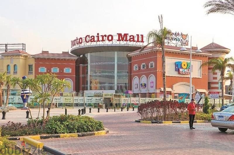محل للبيع في بورتو كايرو مول 0