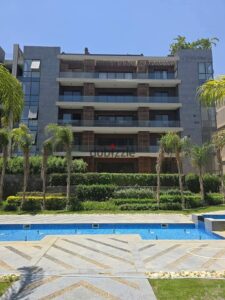 10,880,000 ج.م شقة للبيع 3 غرف بخصم كاش 20% فى كمبوند لافيستا الباتيو سولا الشروق القاهرة الجديدة او قسط على 10 سنين LaVista sola al shorouk