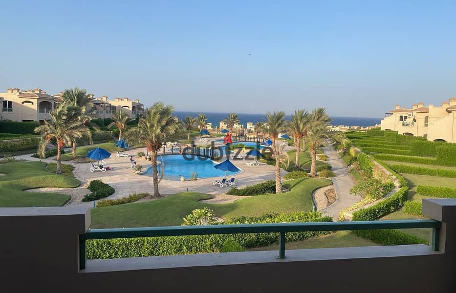 شاليه مميز للبيع في لافيستا جاردنز  العين السخنة 0