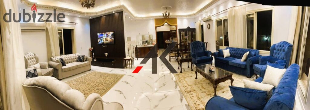 بموقع مميز فيلا مستقلة مفروشة بحمام سباحة للإيجار في مكسيم  - القاهرة الجديدة 0