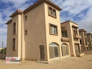 فيلا للبيع في ريحانا علي طريق الواحات مباشرة اخر وصلة الدهشور 0