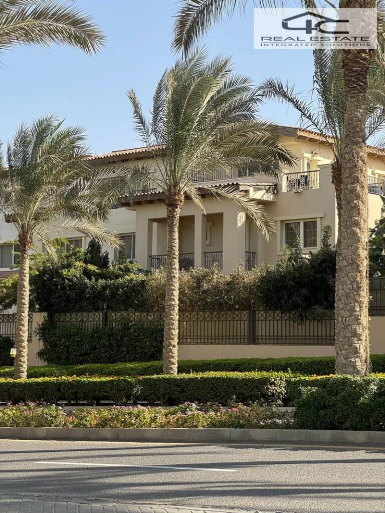 اقل سعر توين هاوس كلاسيك استلام فوري متشطب بالكامل  فيو لاند سكيب في كمبوند هايد بارك التجمع الخامس Hyde park new cairo 0