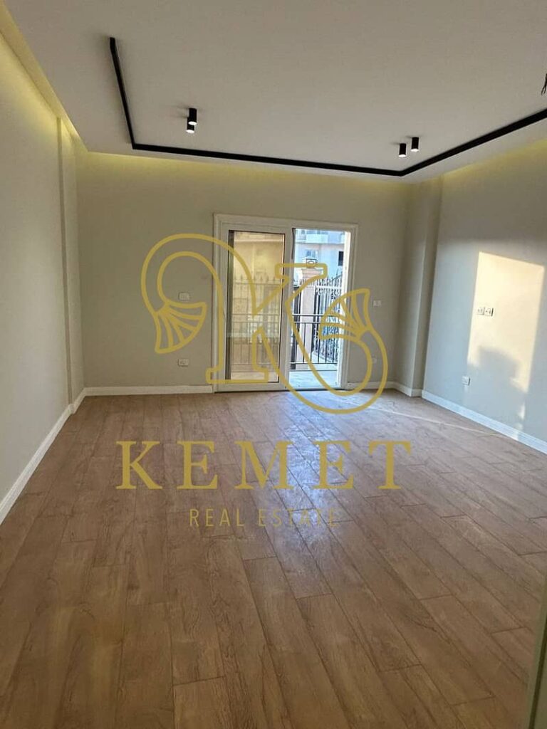 شقه 200م باللوتس الجديده تشطيب الترا سوبر لوكس مع تكييفات كونسيلد 4 غرف استلام فوري تاني نمره من محور النوادي 0