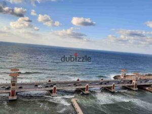 شقة مفروشة بستانلي الفيو علي كوبري ستانلي مباشرة 120 م مكيفه موقع مميز جدا 1,700 ج.م