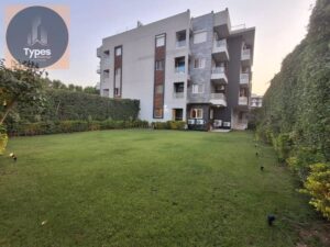 13,500,000 ج.م شقة بحديقة كبيرة للبيع بالشيخ زايد موقع مميز جدا بجوار جميع الخدمات كمبوند زايد ديونز استلام فورى