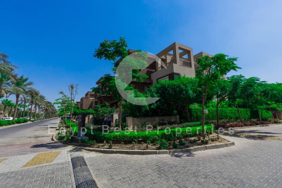 تاون هاوس في New Giza أكبر مساحة مبنية بأقل سعر 0