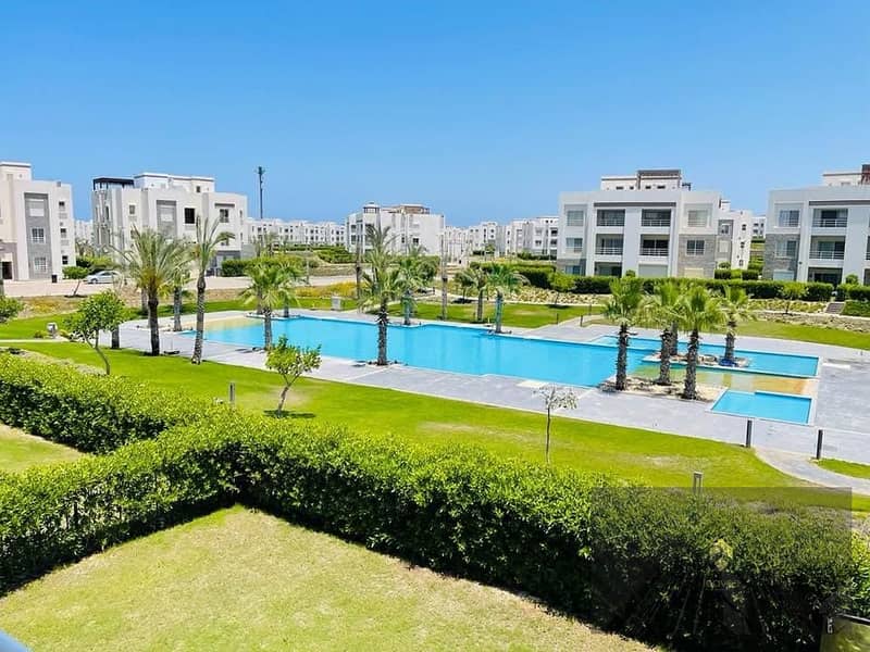 شالية للبيع 2 غرفه علي البحر تشطيب بالكامل في قرية امواج 0