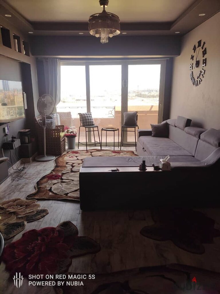 شقة 99 م في كمبوند المروج بالقرب من مول العرب اكتوبر 0