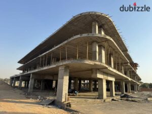 وحدة ادارية 57م مول محور بلازا على محور مركزي مباشرة الحي الاول اكتوبر استلام سنة اقسط ل 6 سنين 8,572,146 ج.م