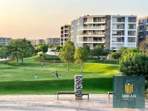 في كمبوند تاج سيتي شقة للبيع جاهزة علي لاند سكيب علي اكثر من ست سنين فترة سداد في التجمع الاول القاهرة الجديدة 6,400,000 ج.م