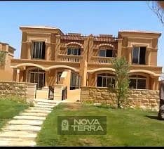 18,300,000 ج.م فيلا توين هاوس في ارقي كمبوندات الشيخ زايد ( رويال ميدوز ) مساحة 472 متر ( ارضي _ اول _ رووف )