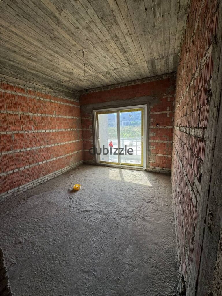 للبيع – توين هاوس فيلا في كمبوند إيتابا 0