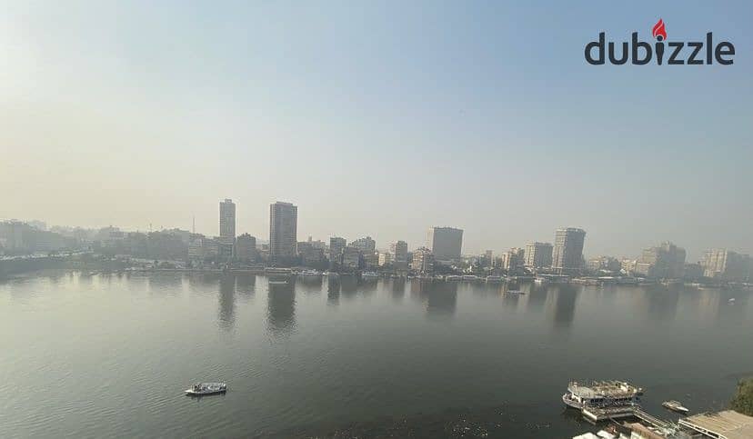 لسرعة البيع شقة دوبلكس للبيع علي النيل مباشر في المنيل شارع عبد العزيز ال سعود 0