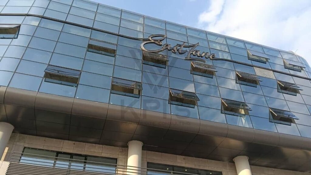 مكتب 205 متر تشطيب كامل بالتكيفات بافضل سعر ايجار في التسعين الجنوبي 0