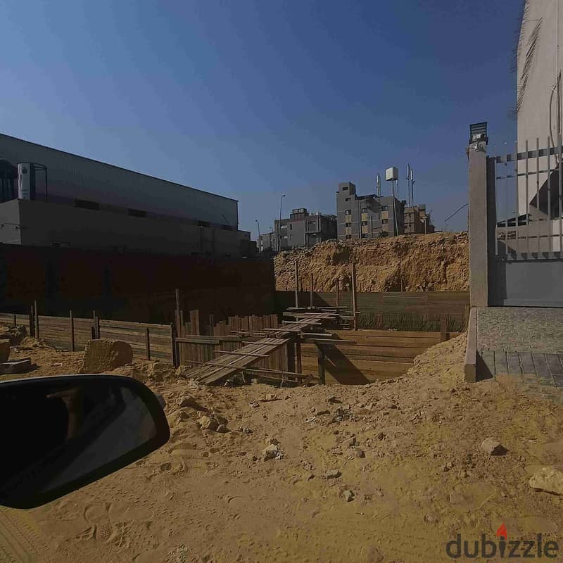 ارض مصنع للبيع في التجمع الخامس منطقه الالف مصنع القاهره الجديده 3000متر 0