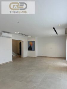 دوبلكس بمطبخ وتكييفات للإيجار في إيستاون – eastown – القاهره الجديده – new cairo 100,000 ج.م