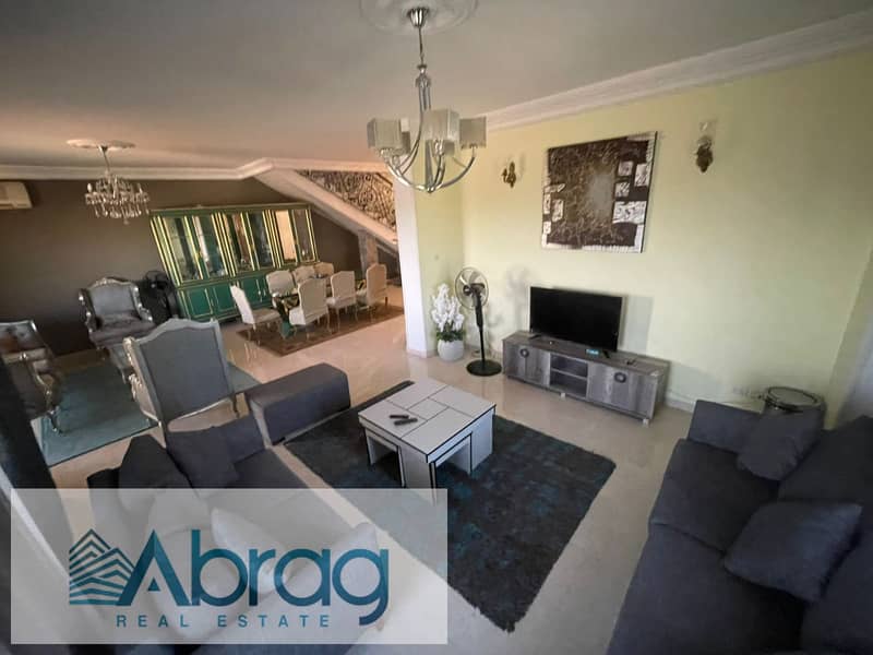 للبيع شقه 220 م تشطيب الترا سوبر لوكس 3 نوم على الجولف دريم لاند 6 اكتوبر 0