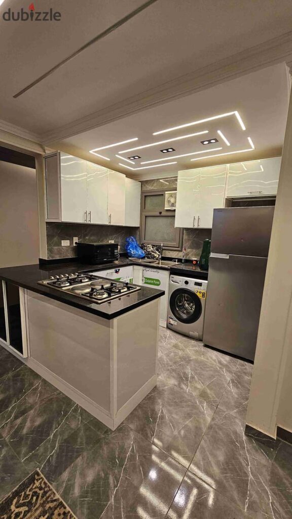 بنتهاوس مفروش للإيجار كمبوند صن كابيتال 6 أكتوبر فرش فندقي بالقرب من المتحف الجديد و طريق الواحات 0