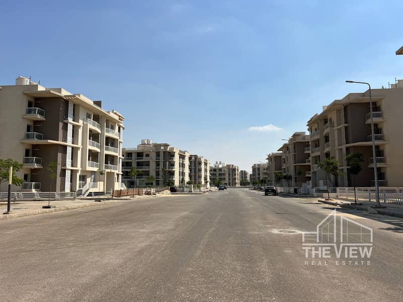 شقة استلام فوري بحصة ف الارض مرحلة رابعة كمبوند الخمائل الشيخ زايد 0