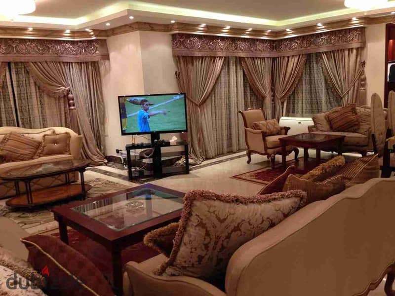 شقة ٢٥٠ للبيع علي نادي الصيد 0