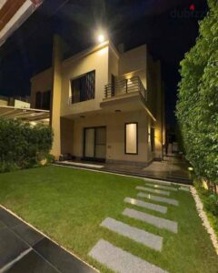 13,000,000 ج.م تاون هاوس استلام فوري في قلب الشيخ زايد بجوار هايبر وان