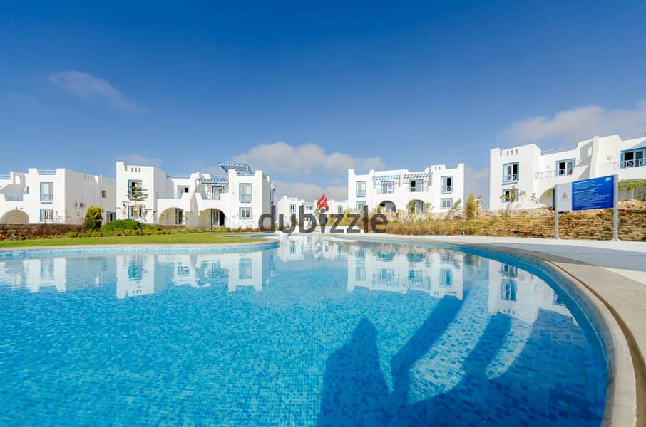 شالية للبيع في ماونتن فيو راس الحكمه    Evia 0