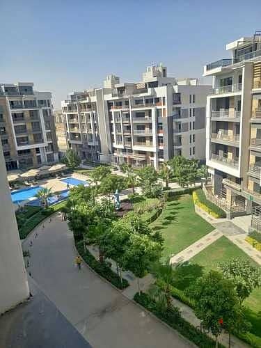 شقه للبيع فى التجمع الخامس بسعر مميز داخل كموند متكامل الخدماات لوكيشن قوى وفيو مميز  على لاند سكيب بحرى بلكامل 0